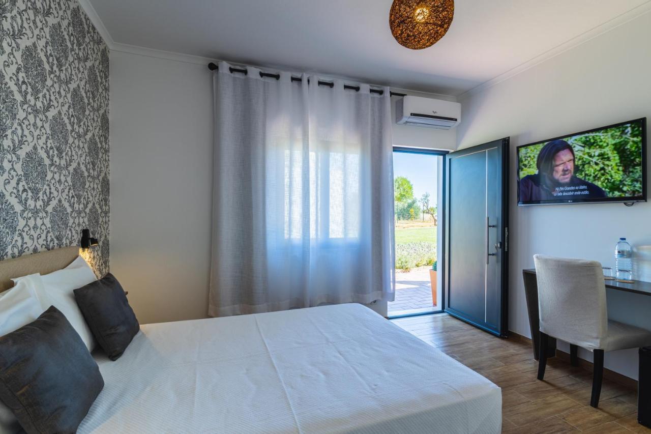 Vila Fuzeta With Pool & Garden ภายนอก รูปภาพ
