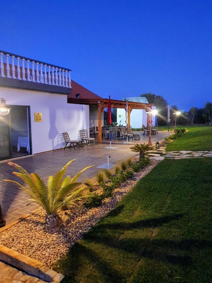 Vila Fuzeta With Pool & Garden ภายนอก รูปภาพ
